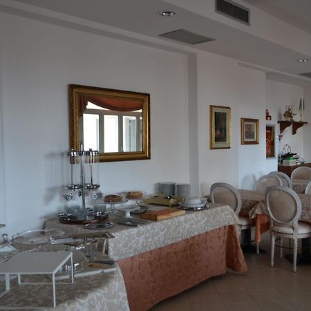 Hotel Noris Finale Ligure Exteriér fotografie