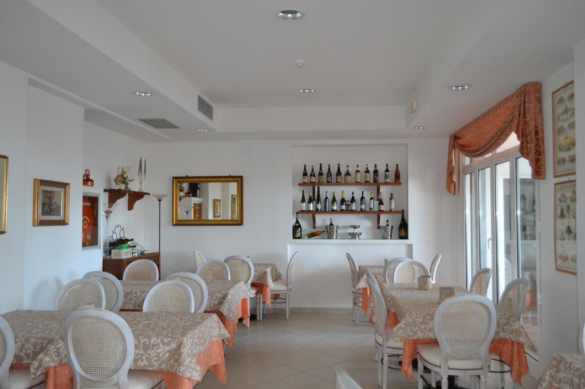 Hotel Noris Finale Ligure Exteriér fotografie
