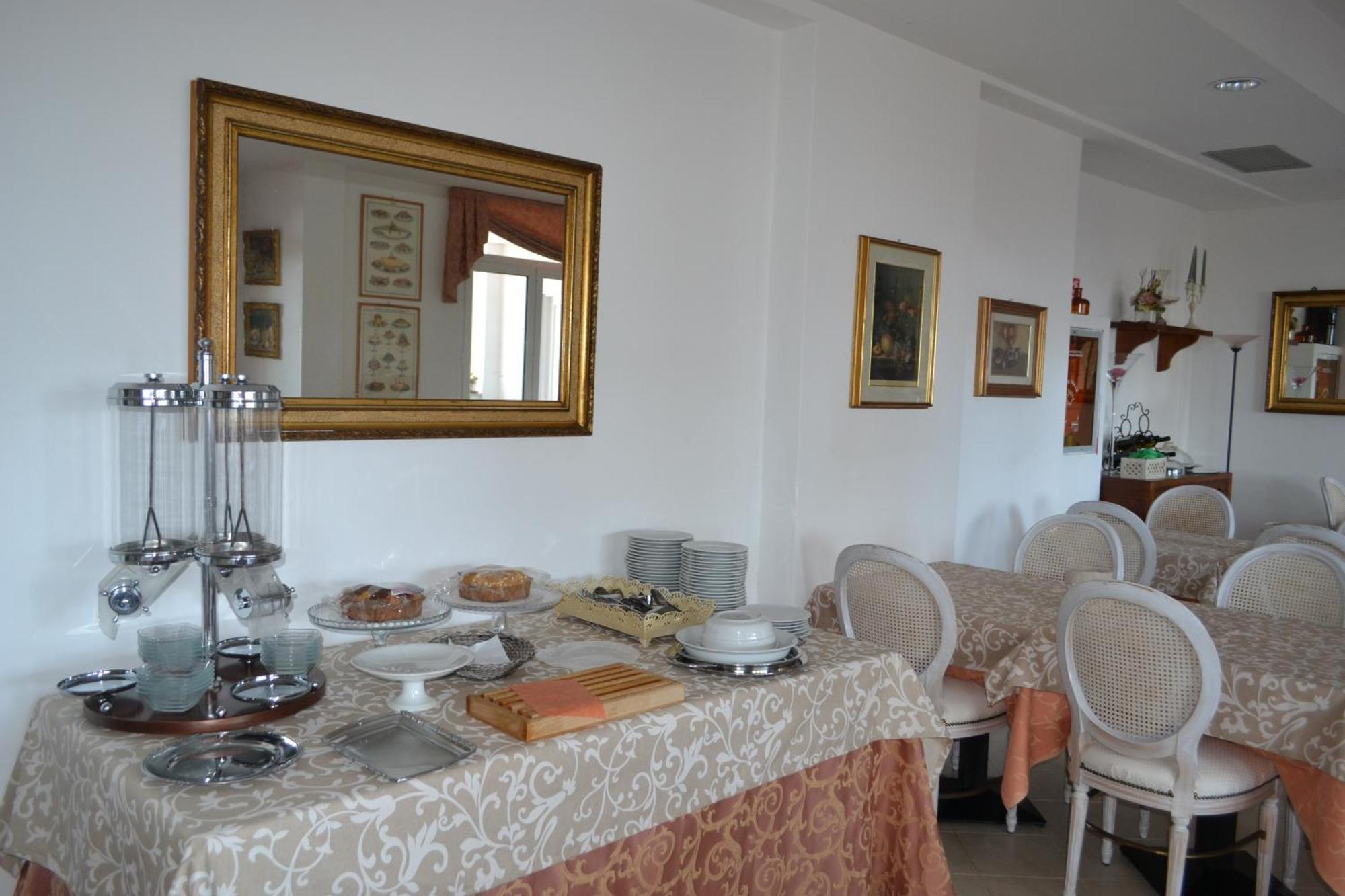 Hotel Noris Finale Ligure Exteriér fotografie